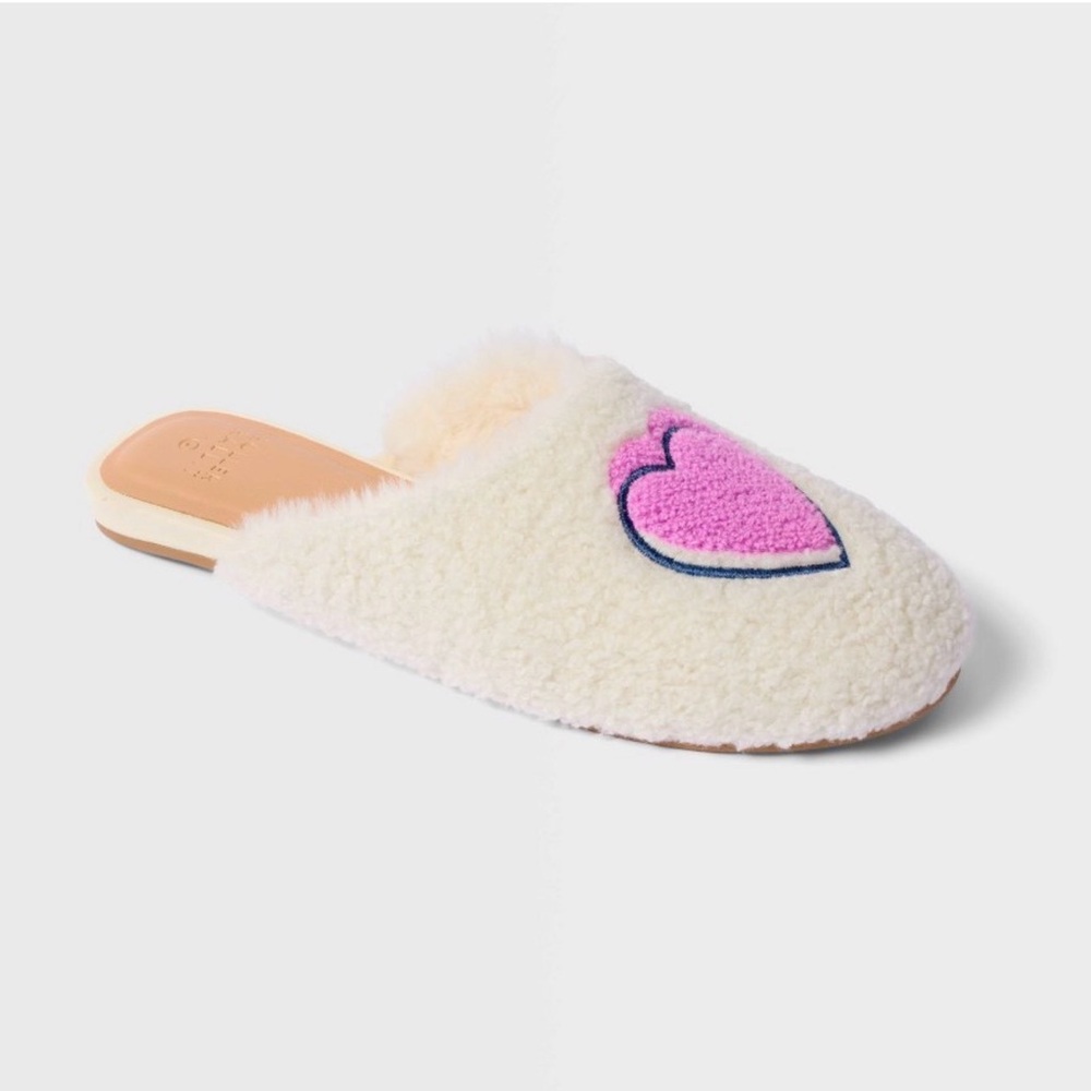 Roller Rabbit x Target Women’s Disco Hearts Fuzzy House Slippers - Picture 4 of 8